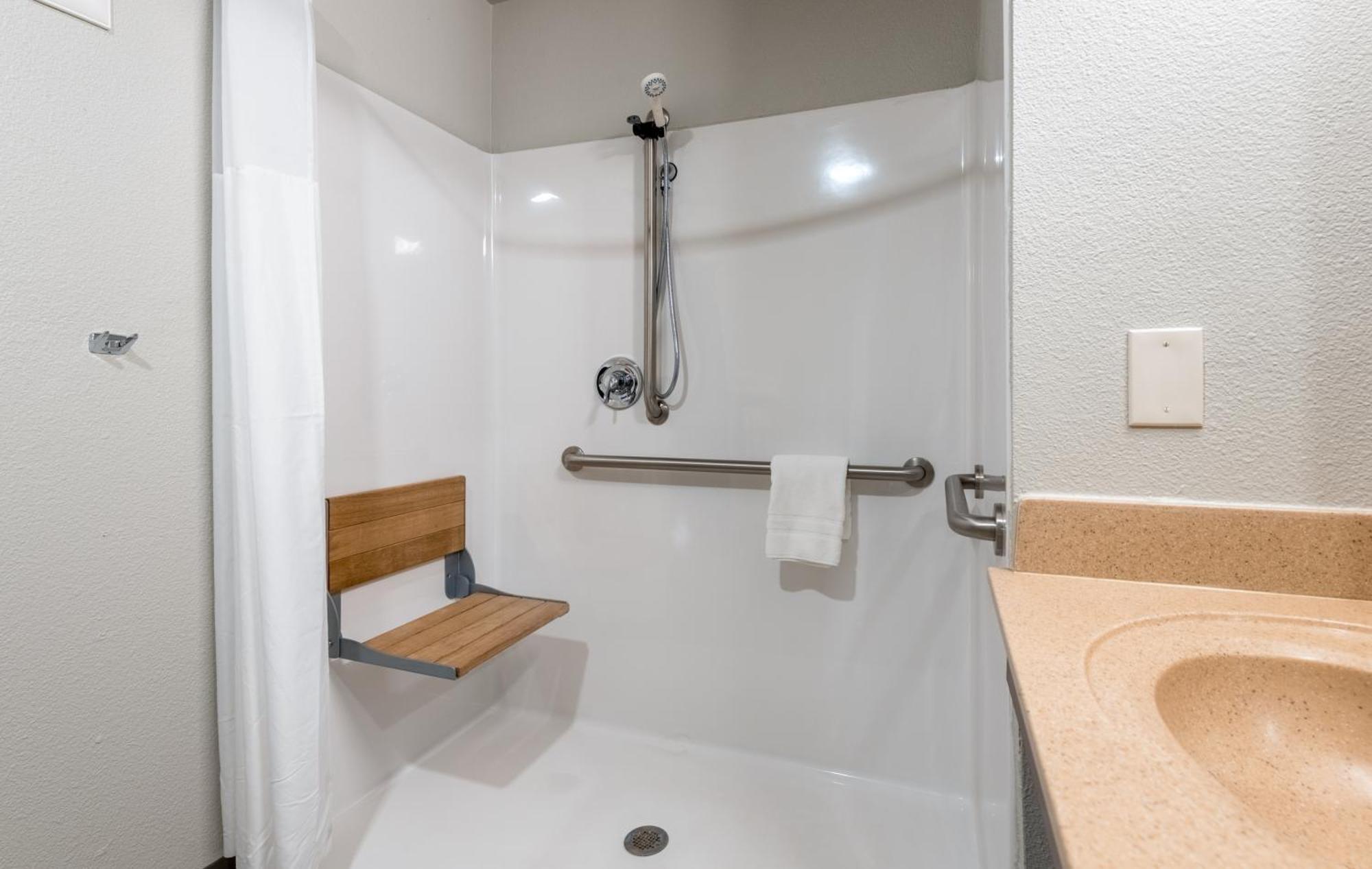 My Place Hotel-Marquette, Mi Екстериор снимка