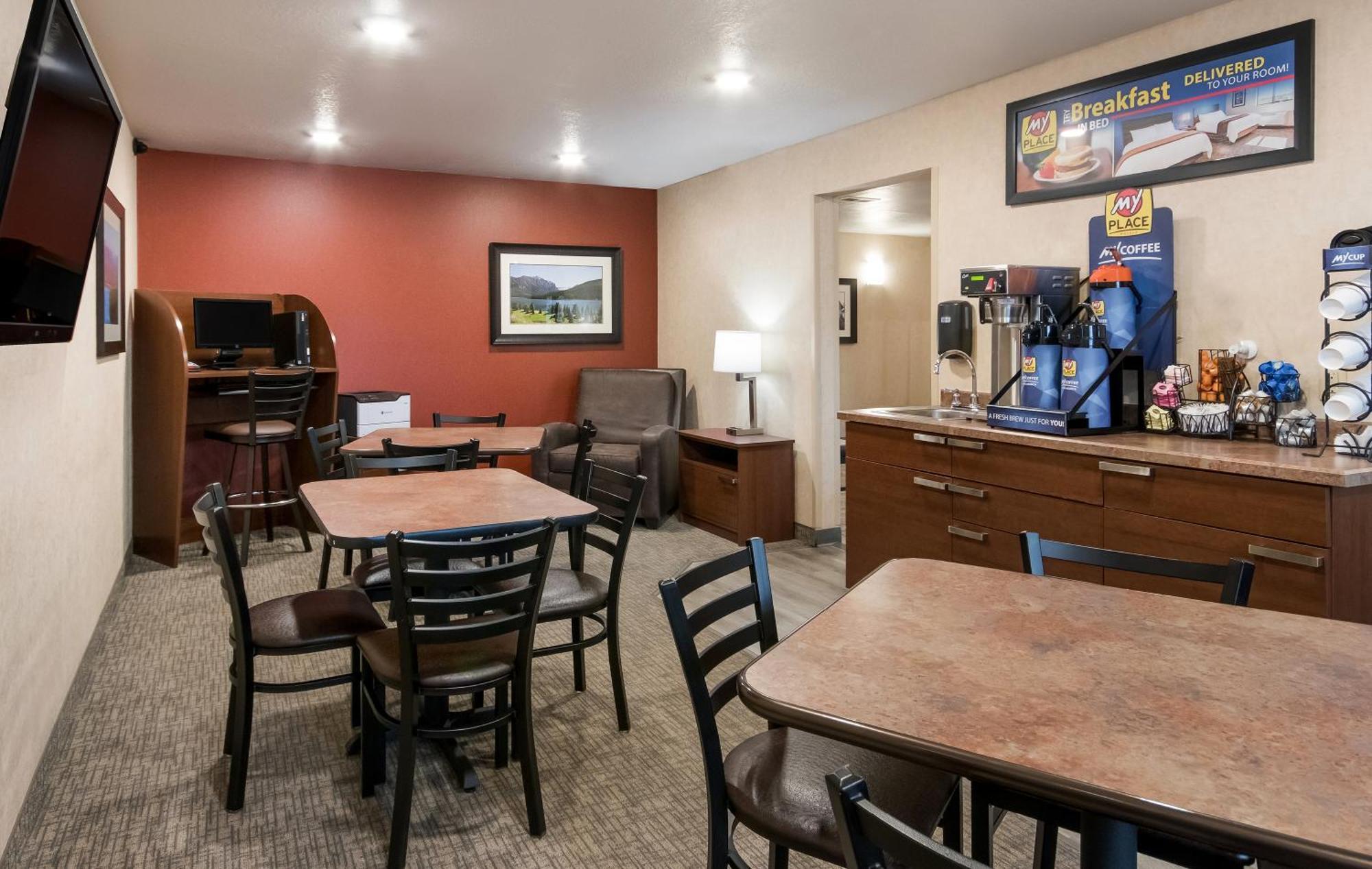 My Place Hotel-Marquette, Mi Екстериор снимка