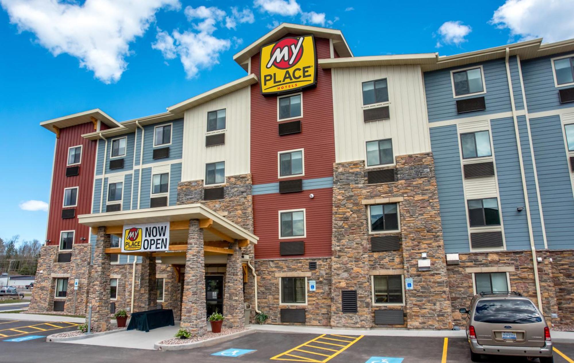 My Place Hotel-Marquette, Mi Екстериор снимка